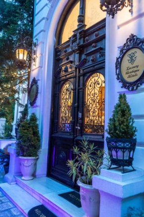 Conacul Coroanei Luxury Boutique Hotel